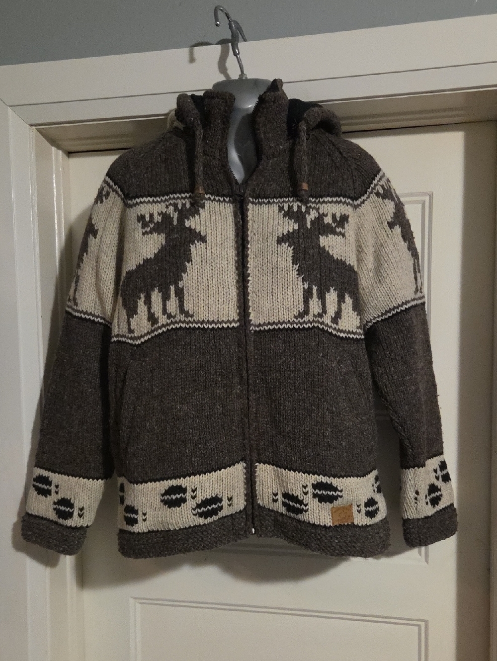 Northern Lifestyles Canada  Zip-Up Moose Knit Hoodie